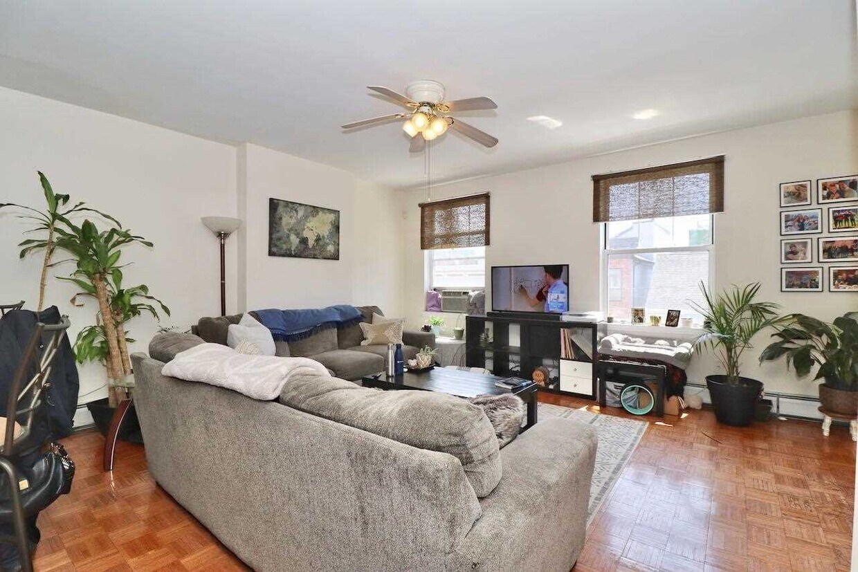 143 New York Ave Unit 3, Jersey City, NJ 07307 Apartment for Rent in