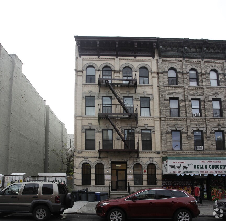 Foto del edificio - 286 Willoughby Ave
