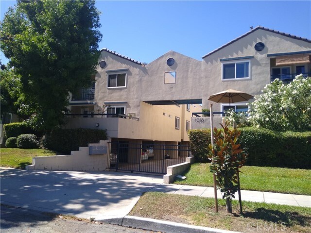 Primary Photo - 1018 Magnolia St