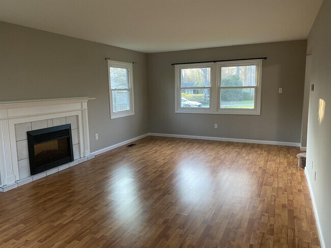 Building Photo - 1736 Tarrytown Ave