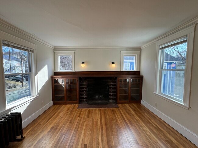 Foto del edificio - 32 Whittemore Rd