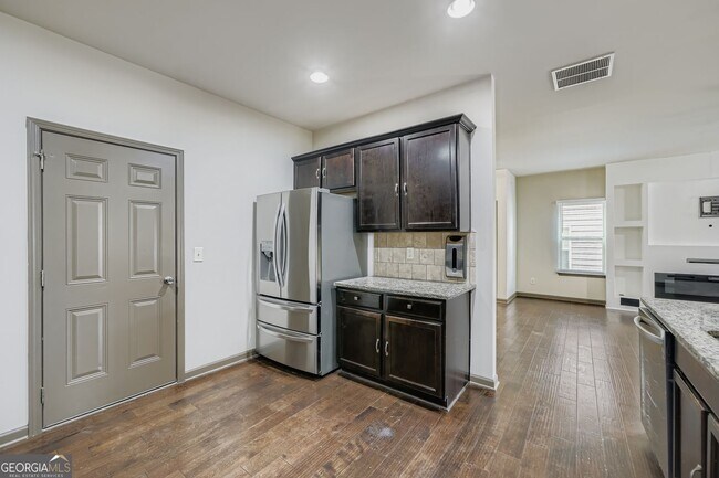 Building Photo - 728 Sweet Ashley Way