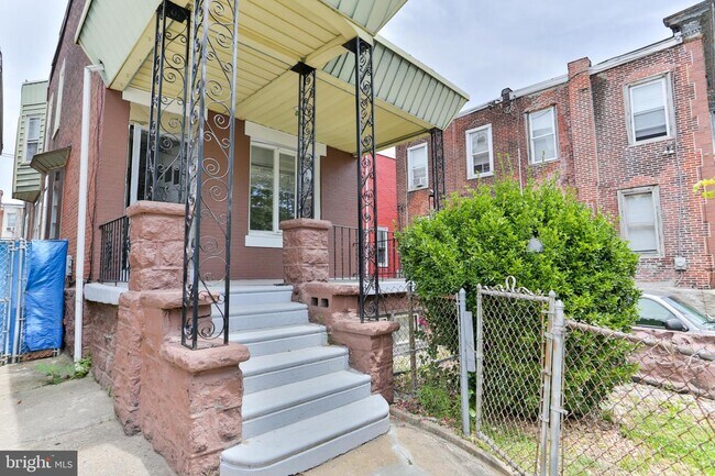 Foto del edificio - 5011 Larchwood Ave