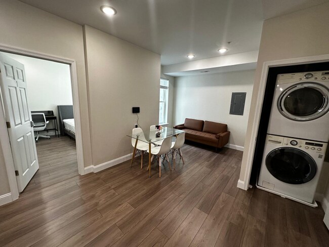 Photo - 42 N 40th St Townhome