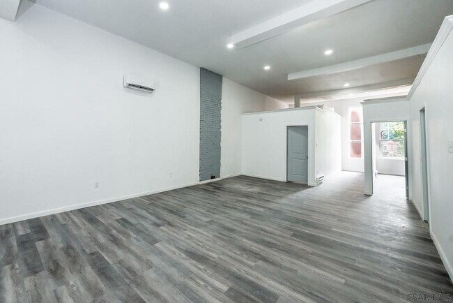 Foto del edificio - 215 Franklin St