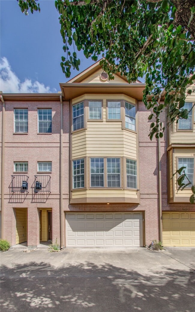 Foto del edificio - 1331 McIlhenny St