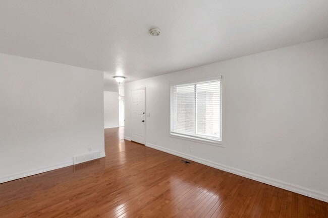 Building Photo - 2237 Karalee Way