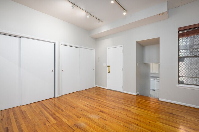 Foto del edificio - 1519 Park Ave