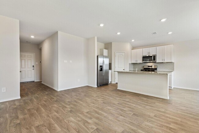 Foto del edificio - 1702 Miller Ter