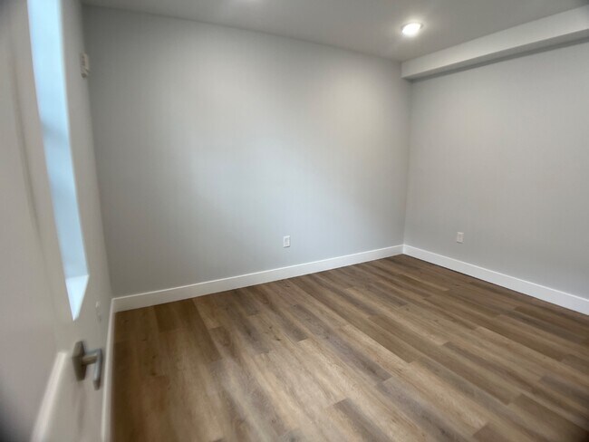 Foto del edificio - 3221 N 13th St