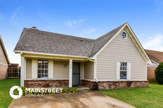 Building Photo - 7098 Hampton Dr