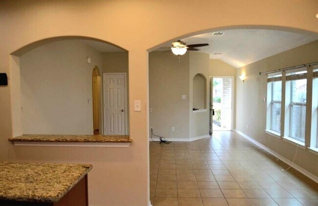 Building Photo - 25138 Hazel Ranch Dr