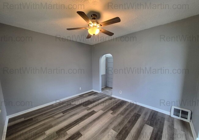 Building Photo - 310 N Frederick Ave
