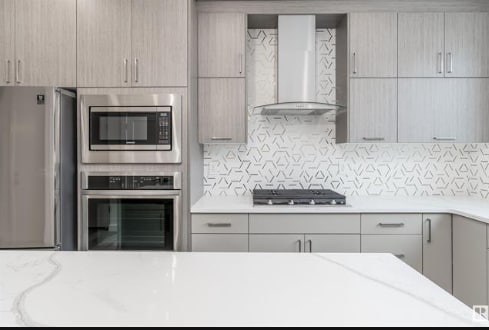 Photo du bâtiment - 10426-10147 147 St NW