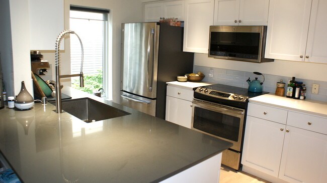 Foto del edificio - 515 Summit Ave E