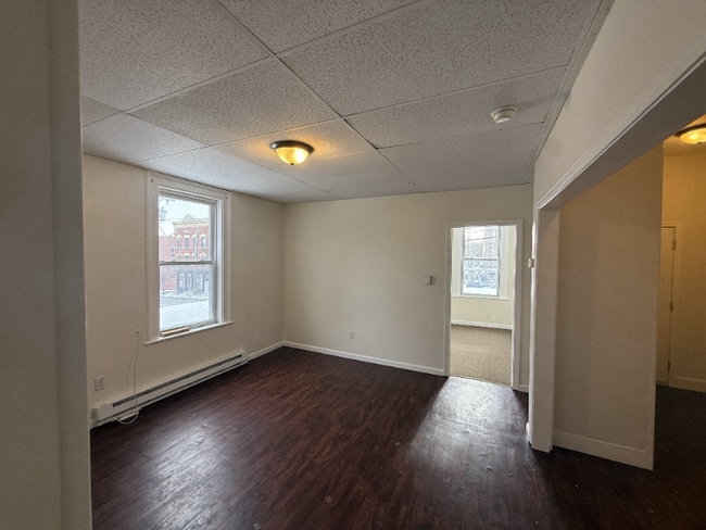 Building Photo - 80 Water St