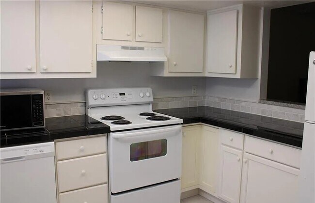 Foto del edificio - 203 SE 15th Pl