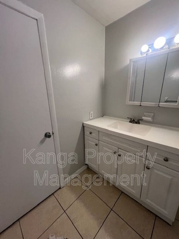 Foto del edificio - 3206 Louisiana Ave