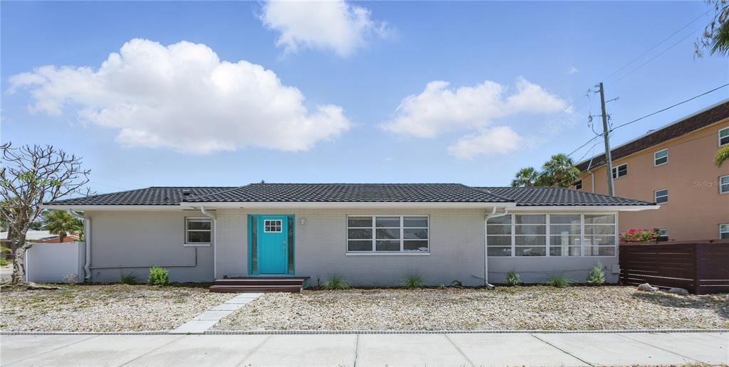 Primary Photo - 3528 Casablanca Ave