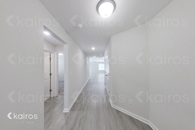 Building Photo - 22 Carrollton Dr.