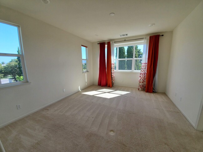 Recamara principal - 1789 Infinity Way