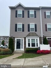 Building Photo - 6519 Dundee Dr