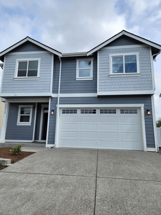 Building Photo - Yelm Creek Estates, 4 Bedroom, 2.5 Bathroo...