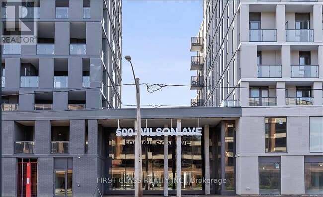 Building Photo - 500-500 Wilson Ave