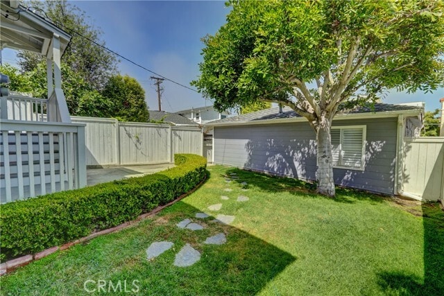 Primary Photo - 425 Dahlia Ave