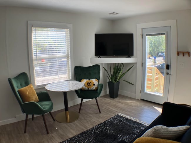 Photo - 3901 N Flynn Ave Townhome