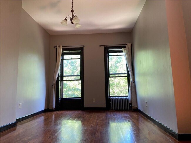 Building Photo - 840A Lafayette Ave