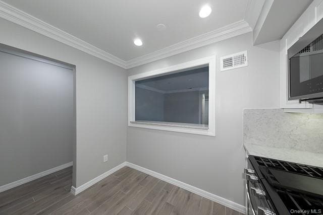 Building Photo - 80 Westwood Dr