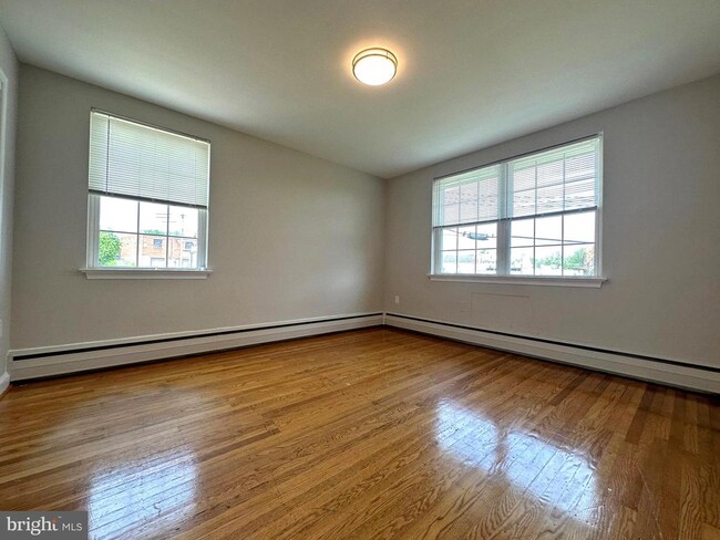 Building Photo - 2630 West Chester Pike