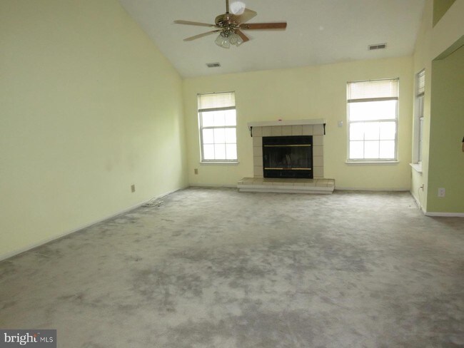 Building Photo - 610 Eagles Chase Dr