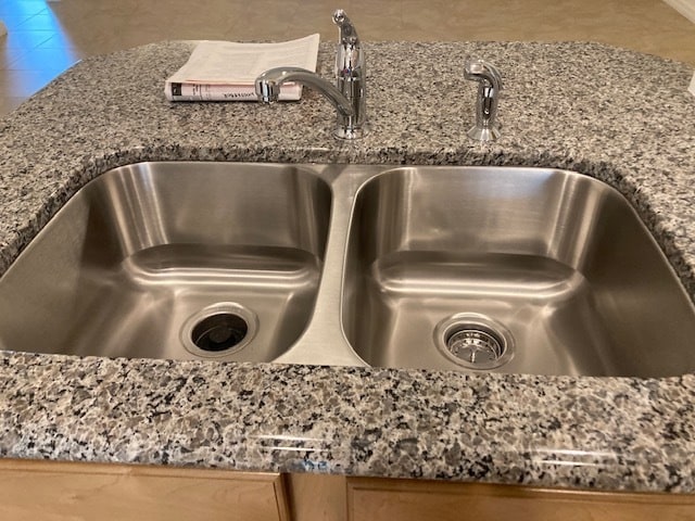 Building Photo - 21 Wood Arbor Ln