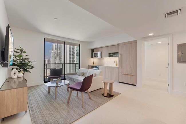 Foto del edificio - 601 NE 1st Ave
