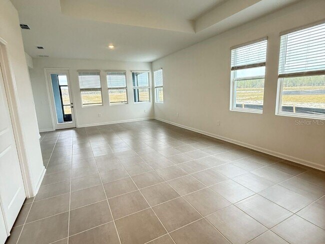 Foto del edificio - 4505 Ochos Rios Pl