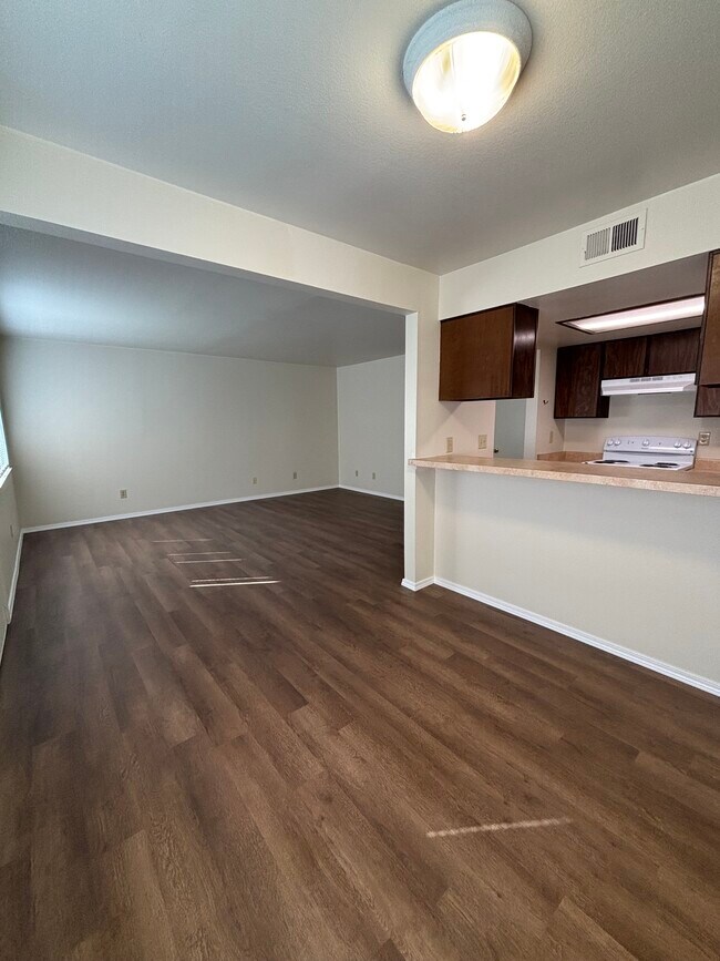 Unidad 15 - Manzanita Manor Apartments