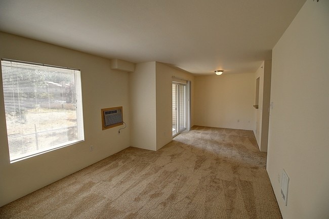 Building Photo - Pheasant Ridge Apartments