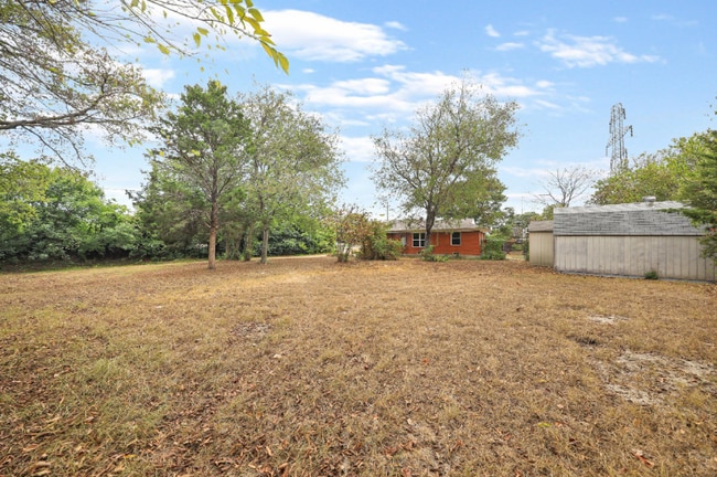 Building Photo - 1657 E Campbell Rd
