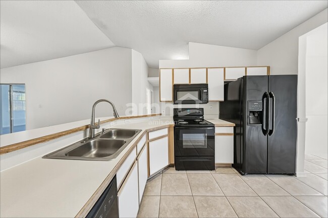 Building Photo - 15408 Greater Groves Blvd