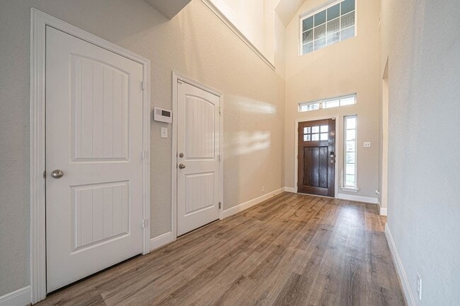 Foto del edificio - 830 Rench