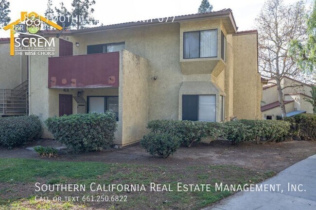 Foto del edificio - PENDING APPLICATION Just renovated 2 Bedro...