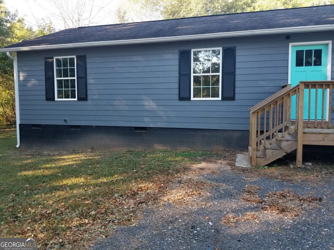 Primary Photo - 258 Hines Rd