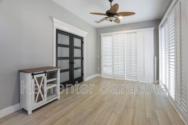 Building Photo - 3761 Amapola Ln