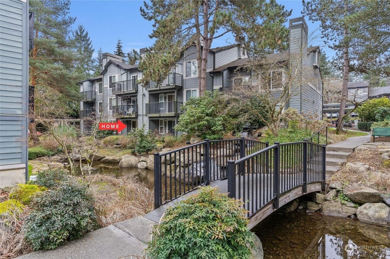 Foto principal - 2 Bed 2 Bath Totem Lake Condo