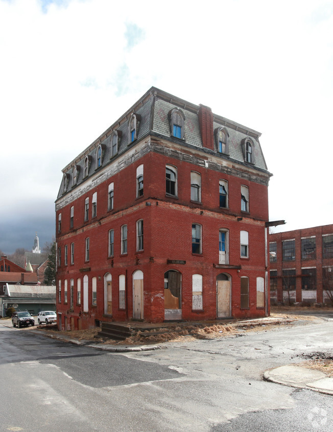 Primary Photo - The American House