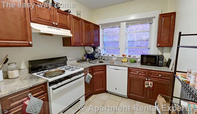 Photo - 163 Summer St Apartment