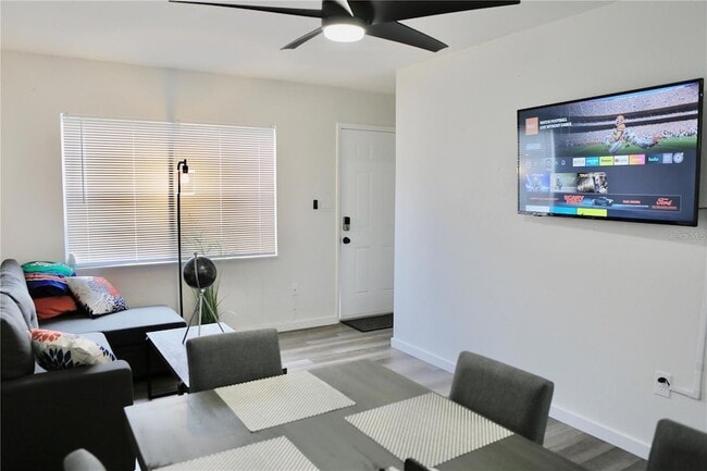 Building Photo - 3308 SW 26 Way