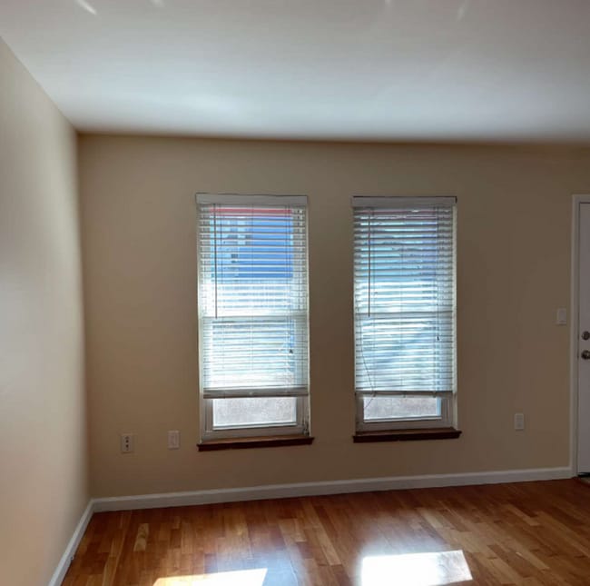 Building Photo - 1150 Inca St